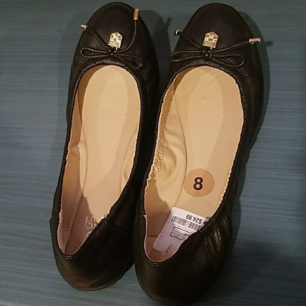 Vince Camuto Flats